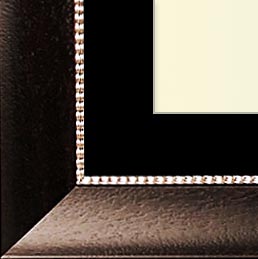 The Karsh - Museum Optium Plexi - Transitional style is a marriage of traditional and modern finishes, materials and fabrics. The result is an elegant, enduring design that is both comfortable and classic. Through its simple lines, neutral color scheme, and use of light and warmth, transitional style joins the best of both the traditional and modern worlds.