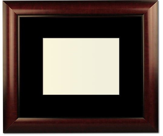 The Leonardo - Regular Plexi - The traditional-style picture framing from FrameStore Direct takes inspiration from the 18th and 19th centuries. The rich woods and fabrics used in our picture frames evoke feelings of class, calm, and comfort perfectly enhancing your formal dining room, living room or den.
